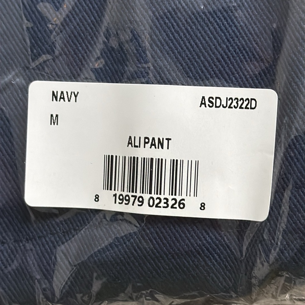 AREA STARS Women’s Ali pant in navy elastic waist cropped - Picture 5 of 7